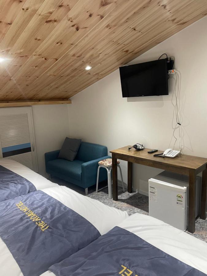 The Road Hotel Seoul Bagian luar foto